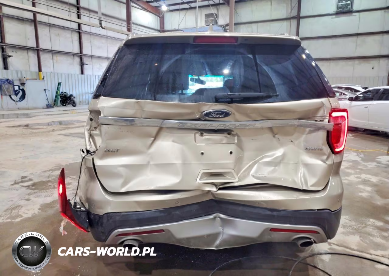2017 Ford Explorer Xlt VIN:1FM5K8D84HGC46112 - 6