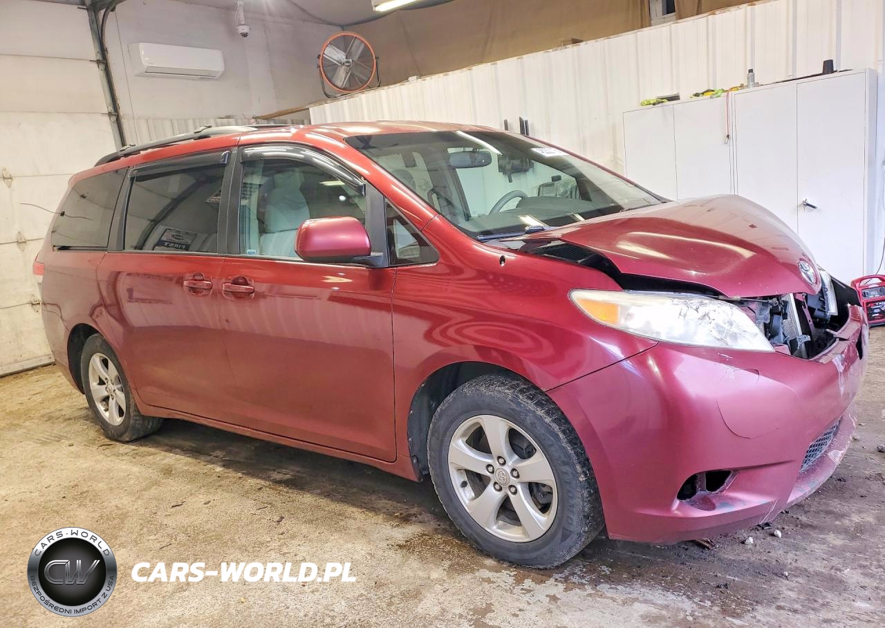 2011 Toyota Sienna Le 8-Passenger VIN:5TDKK3DC3BS005394 - 4