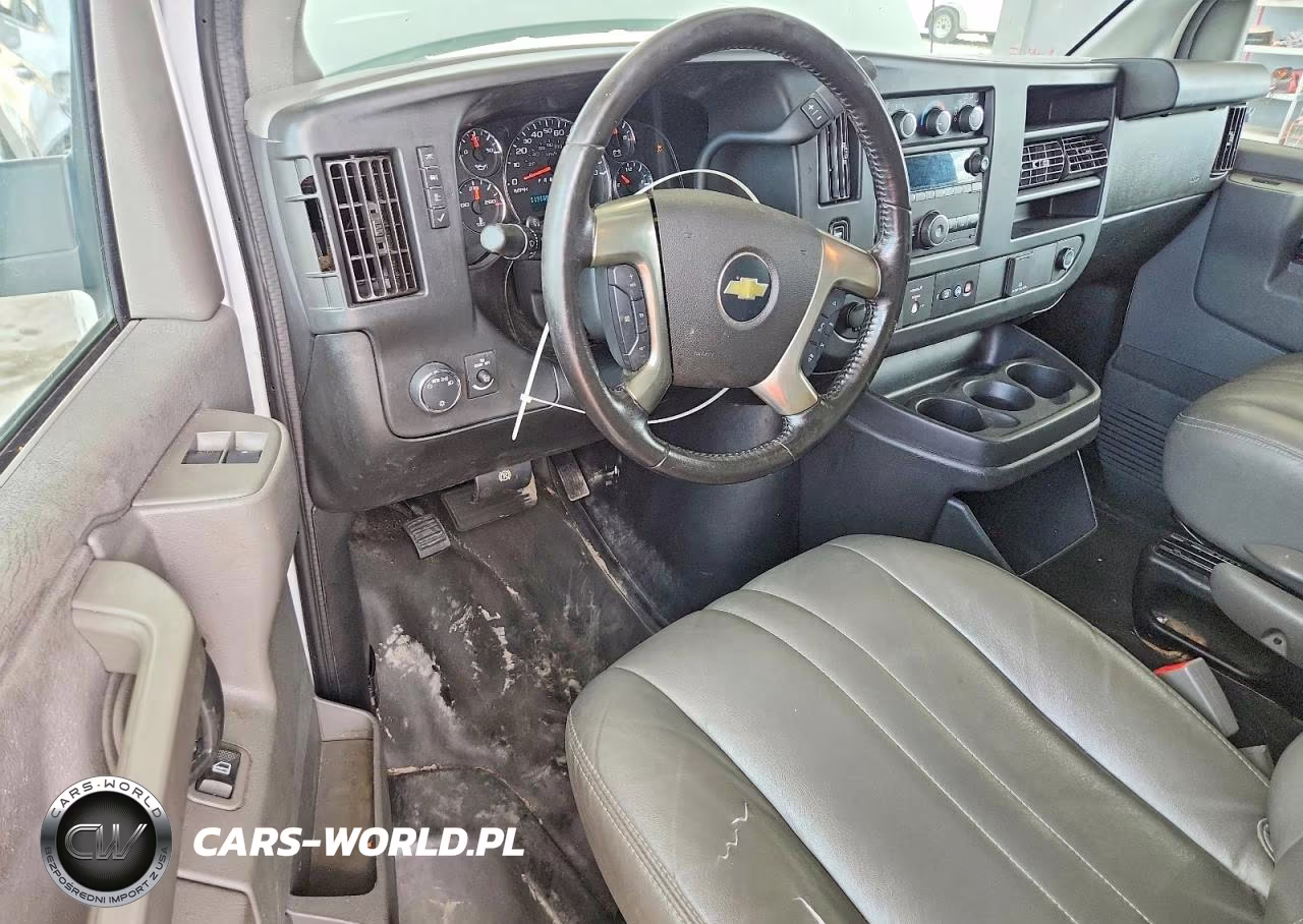 2019 Chevrolet Express G2500 VIN:1GCWGAFP7K1367023 - 8