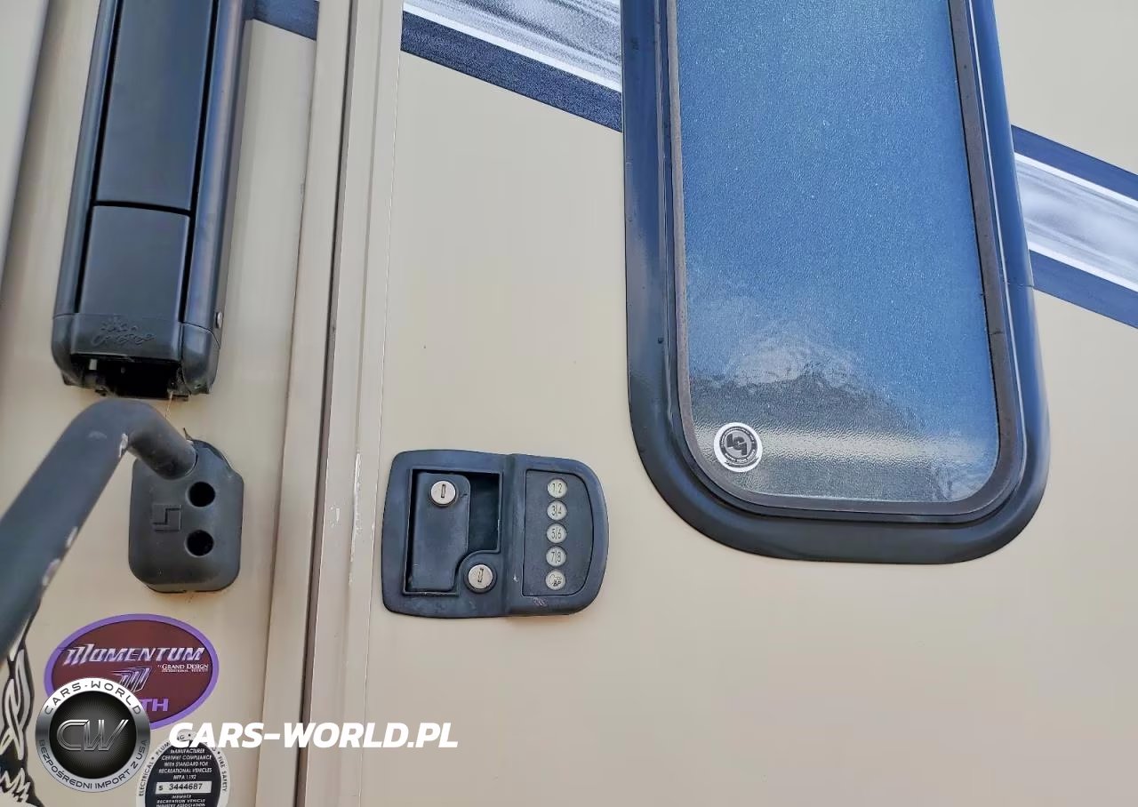 2014 Grand Design Momentum Camper VIN:573FM4327E1101310 - 5