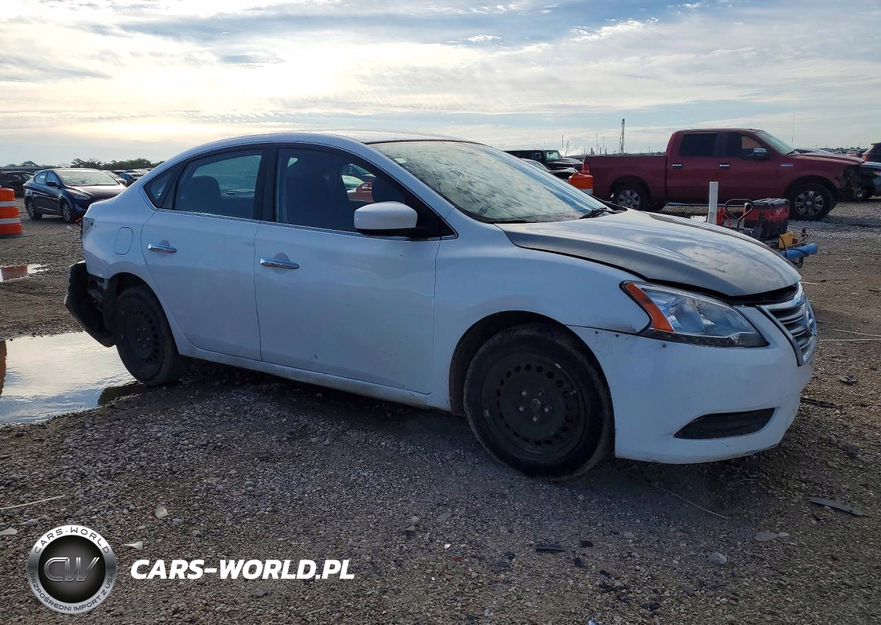 2015 Nissan Sentra S VIN:3N1AB7AP3FY326976 - 4