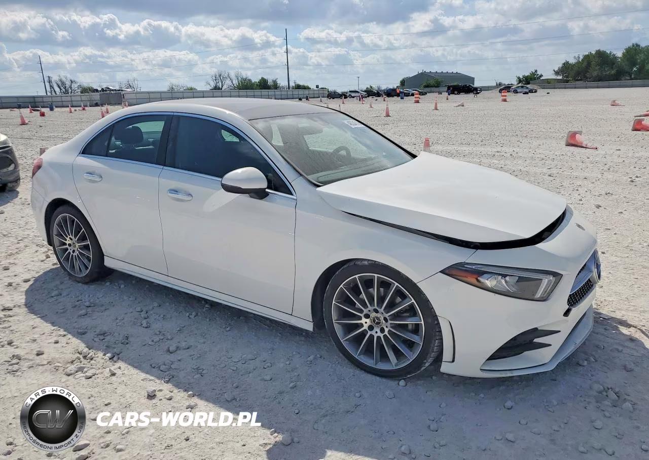 2021 Mercedes-Benz A 220 4Matic VIN:W1K3G4FB2MJ284598 - 4