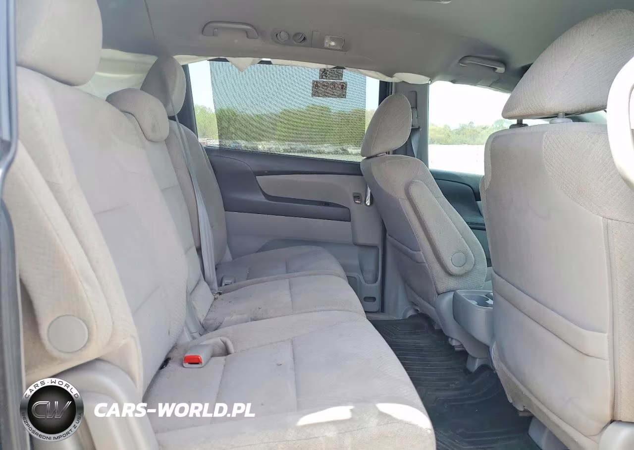 2016 Honda Odyssey Se VIN:5FNRL5H32GB092010 - 11