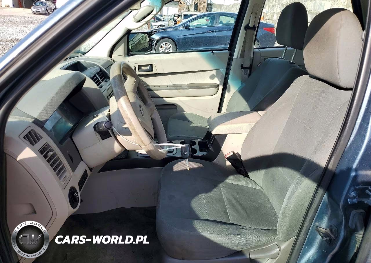 2012 Ford Escape Xls VIN:1FMCU0C73CKB13083 - 7