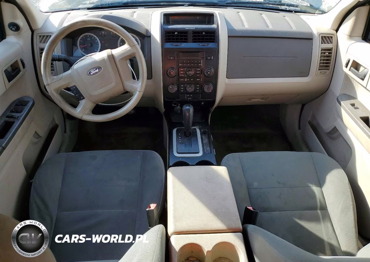 2012 Ford Escape Xls VIN:1FMCU0C73CKB13083 - 8