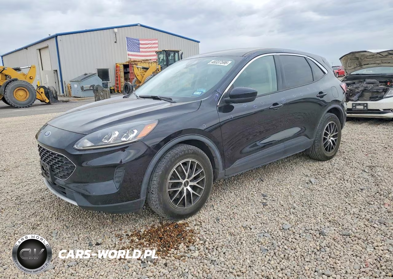 2020 Ford Escape Se