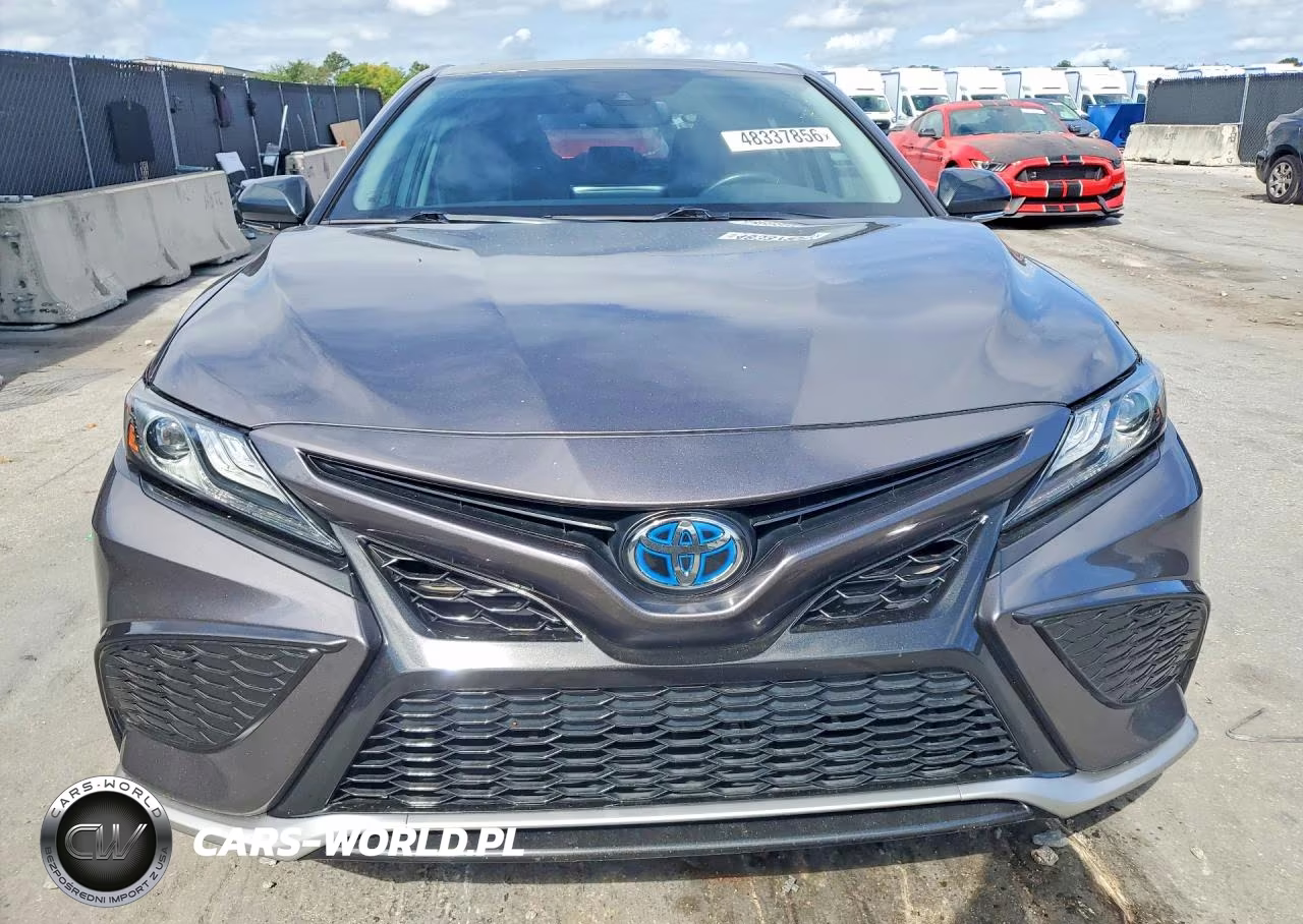 2021 Toyota Camry Hybrid Xse VIN:4T1K31AK3MU565584 - 5