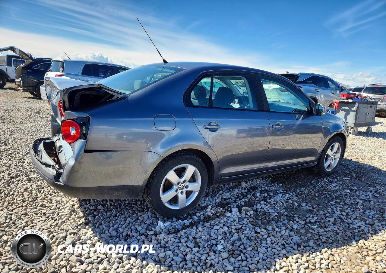 2008 Volkswagen Jetta S VIN:3VWJM71K68M162092 - 3