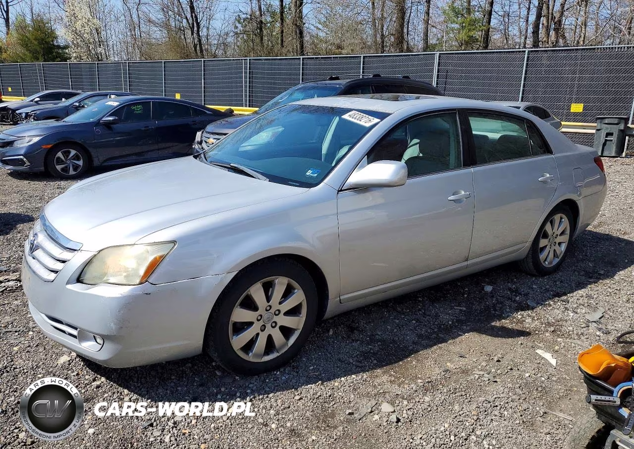 2005 Toyota Avalon Xls