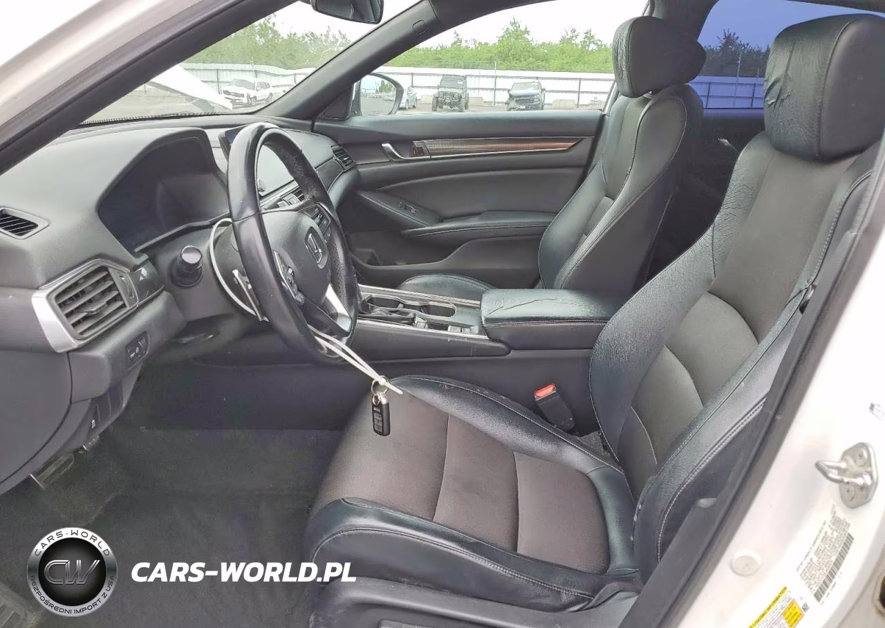 2018 Honda Accord Sport VIN:1HGCV1F3XJA050410 - 7