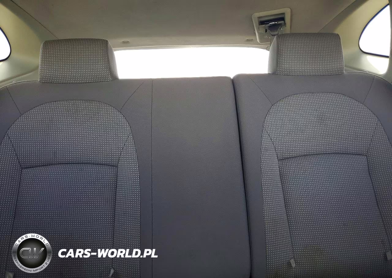 2009 Nissan Rogue S VIN:JN8AS58TX9W050915 - 10