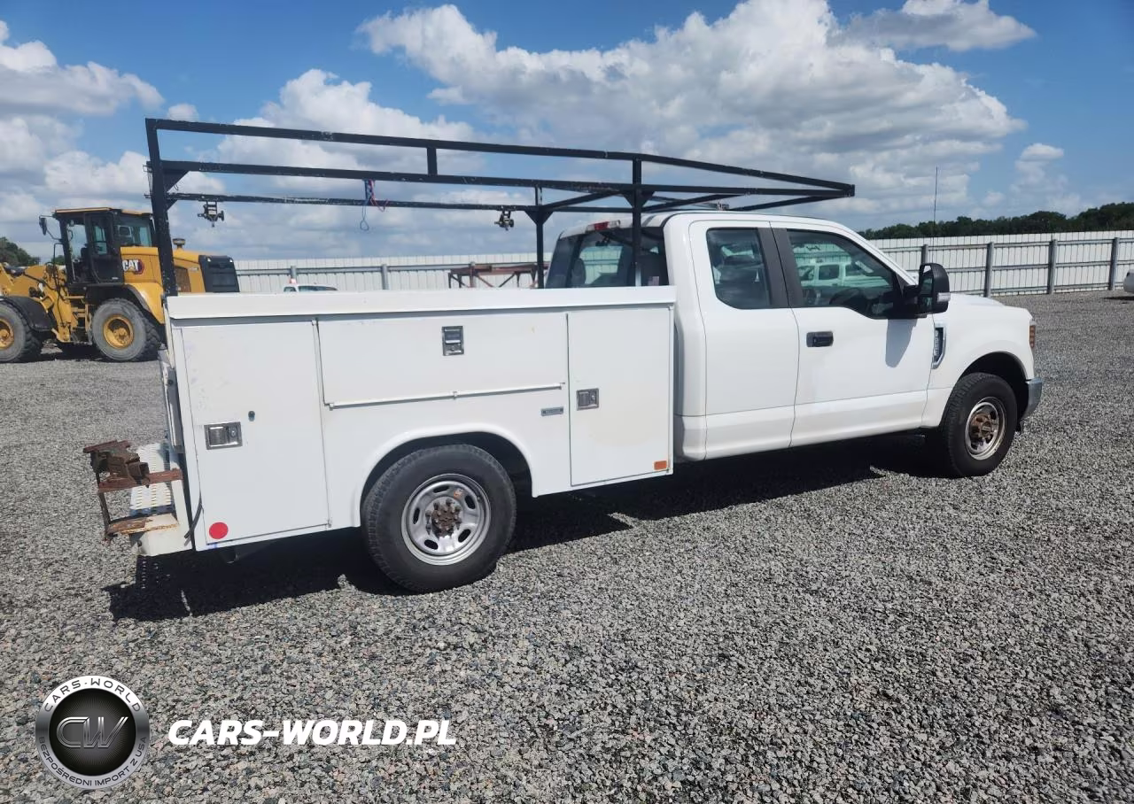 2018 Ford F250 Super Duty Utility - Service Truck VIN:1FT7X2A64JEB47659 - 3