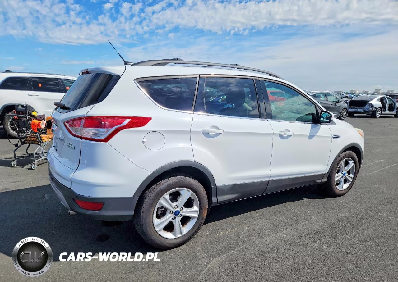 2013 Ford Escape Se VIN:1FMCU0GXXDUB56528 - 3