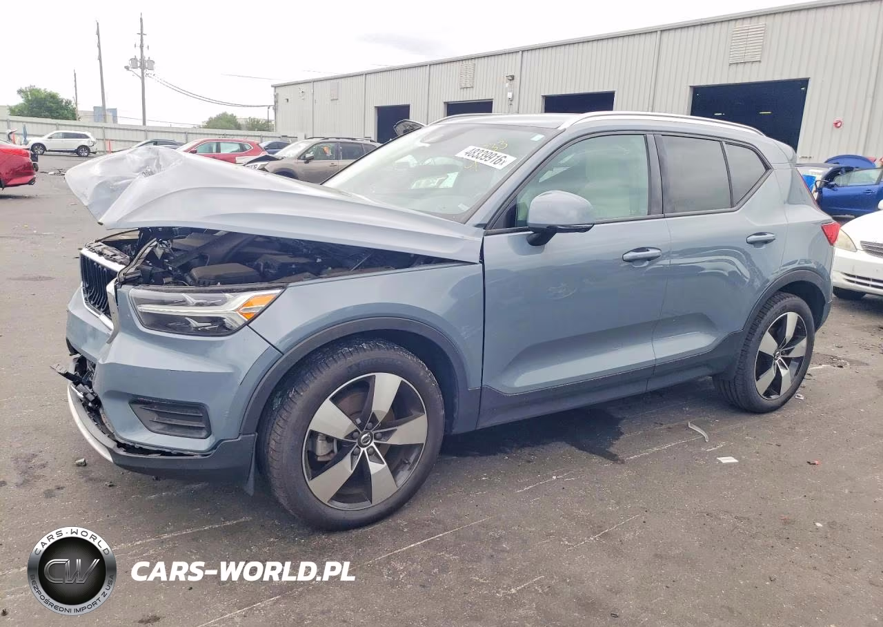 2020 Volvo Xc40 T5 Momentum