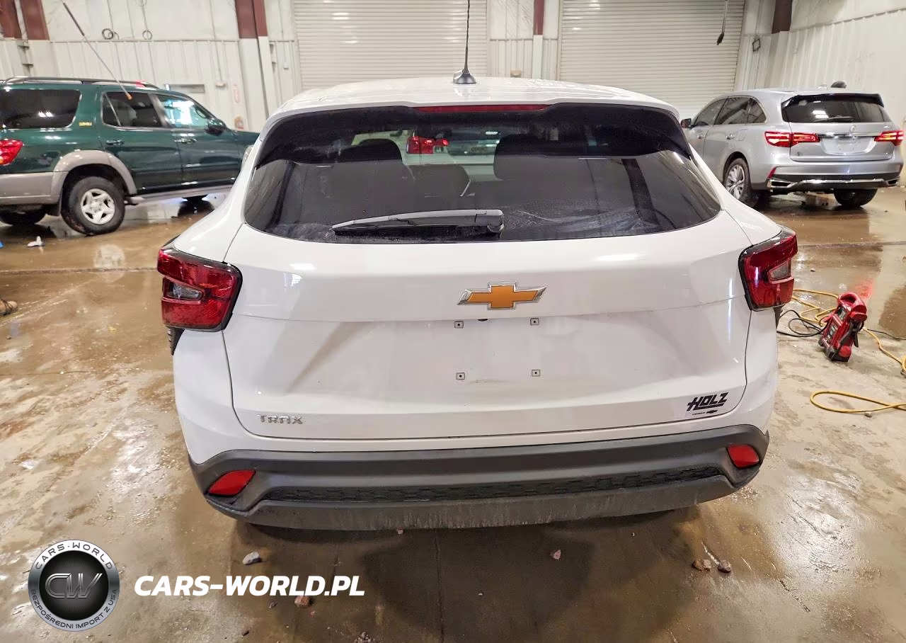2025 Chevrolet Trax Ls VIN:KL77LFEP8SC214117 - 6