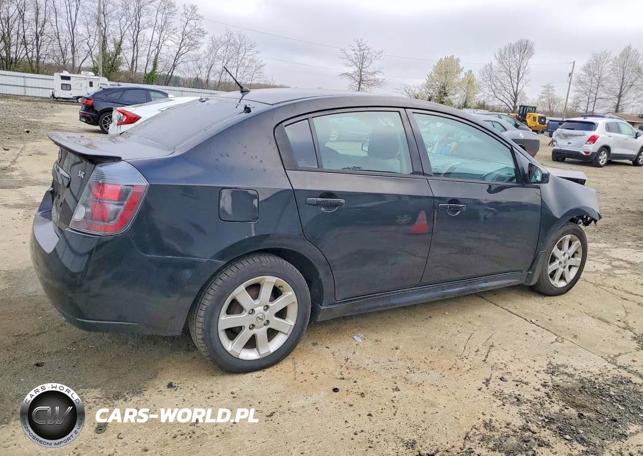 2010 Nissan Sentra 2.0 VIN:3N1AB6AP2AL698082 - 3