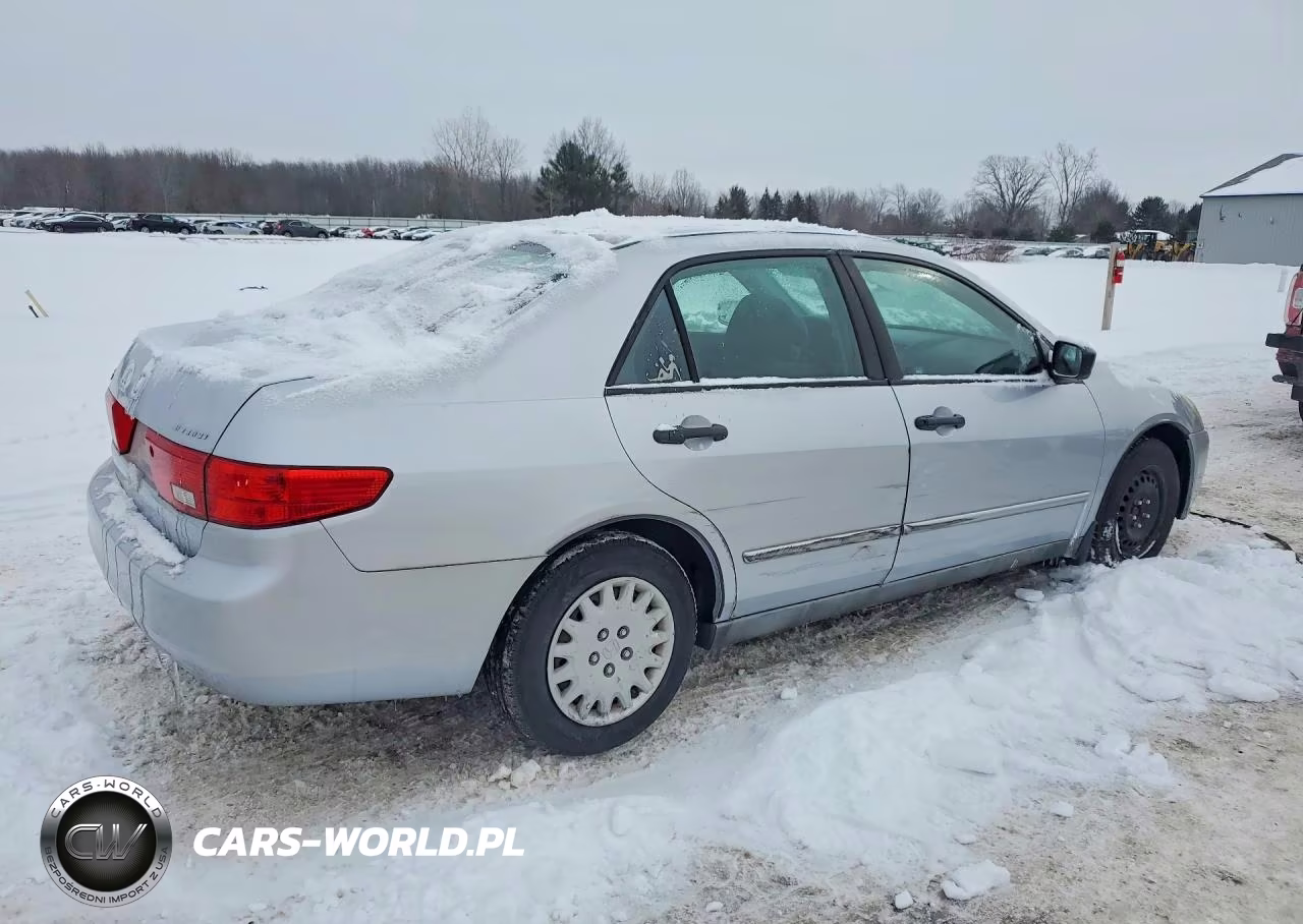 2005 Honda Accord Dx VIN:1HGCM56135A147155 - 3
