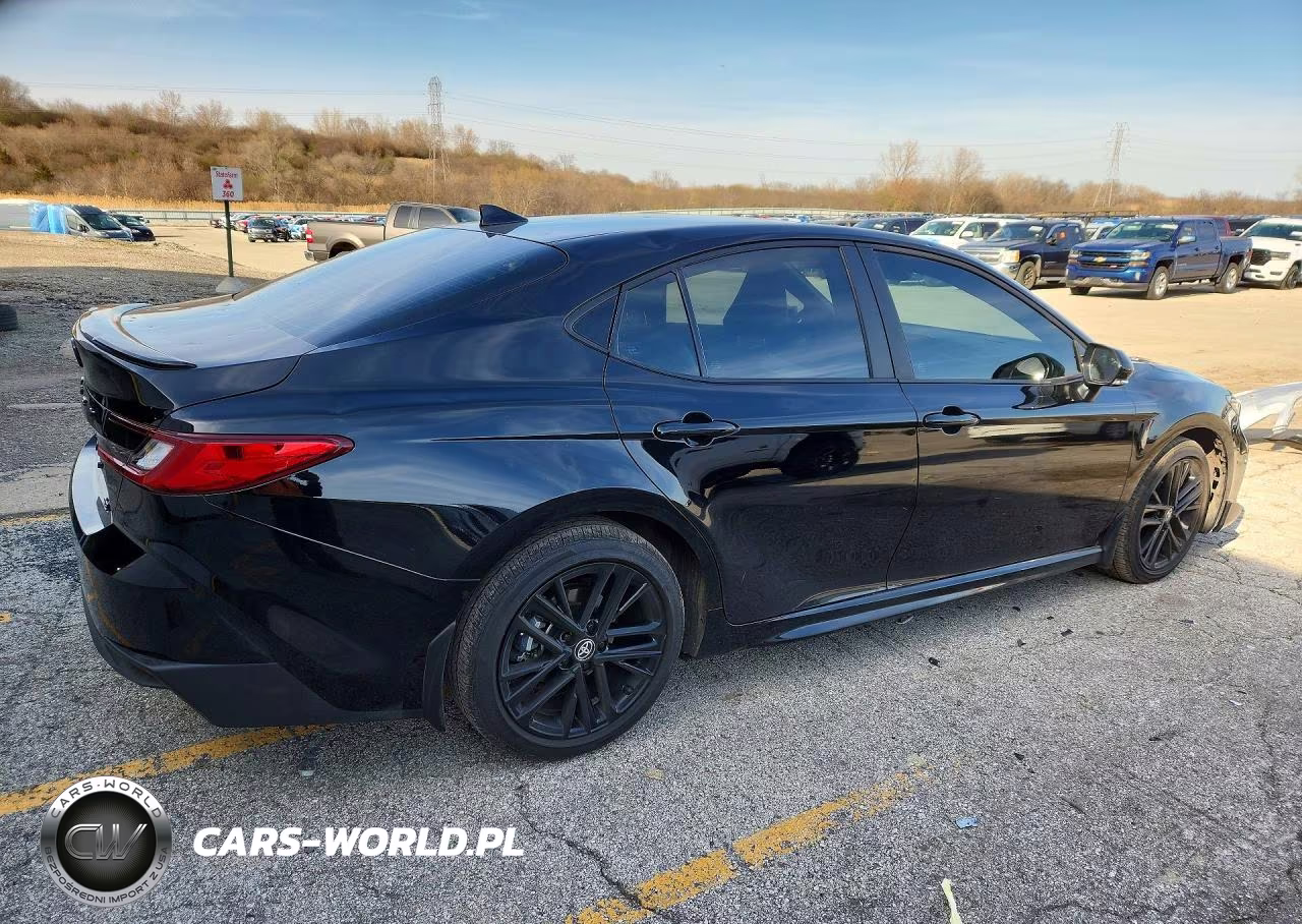 2026 Toyota Camry Se VIN:4T1DAACK9TU239475 - 3
