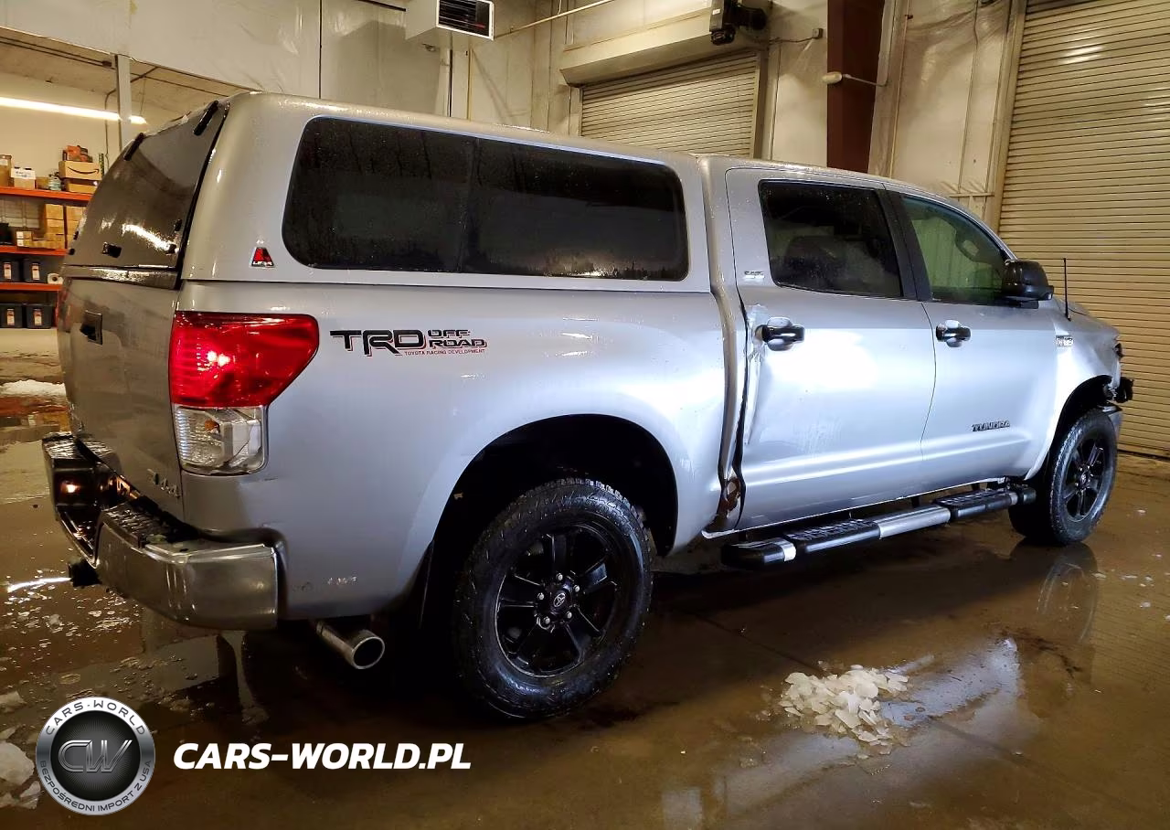 2013 Toyota Tundra VIN:5TFDW5F1XDX284201 - 3