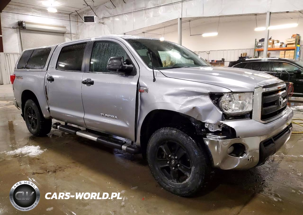 2013 Toyota Tundra VIN:5TFDW5F1XDX284201 - 4