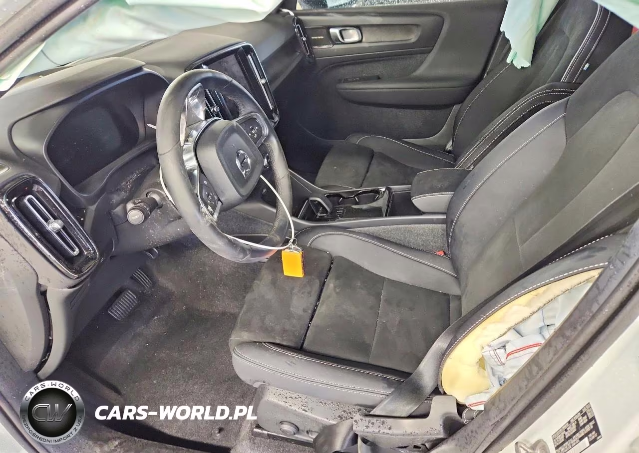 2023 Volvo C40 Recharge Ultimate VIN:YV4ED3GM4P2055695 - 7