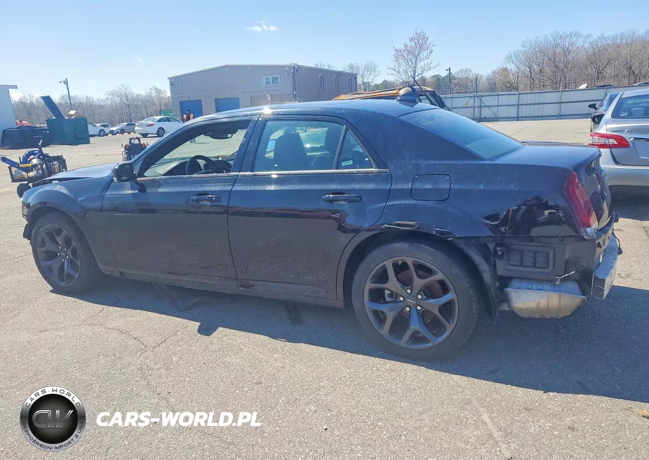 2023 Chrysler 300 S VIN:2C3CCABG7PH585187 - 2