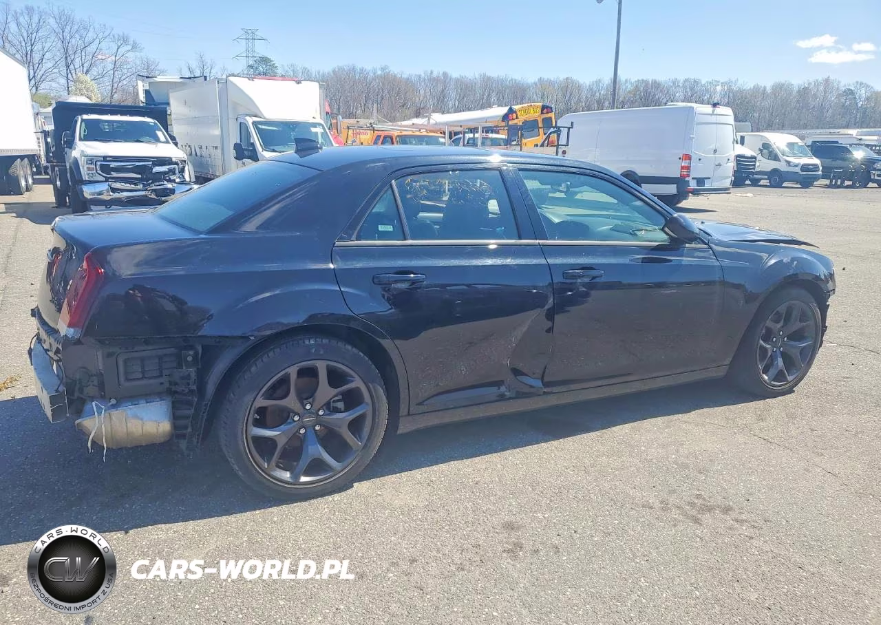 2023 Chrysler 300 S VIN:2C3CCABG7PH585187 - 3