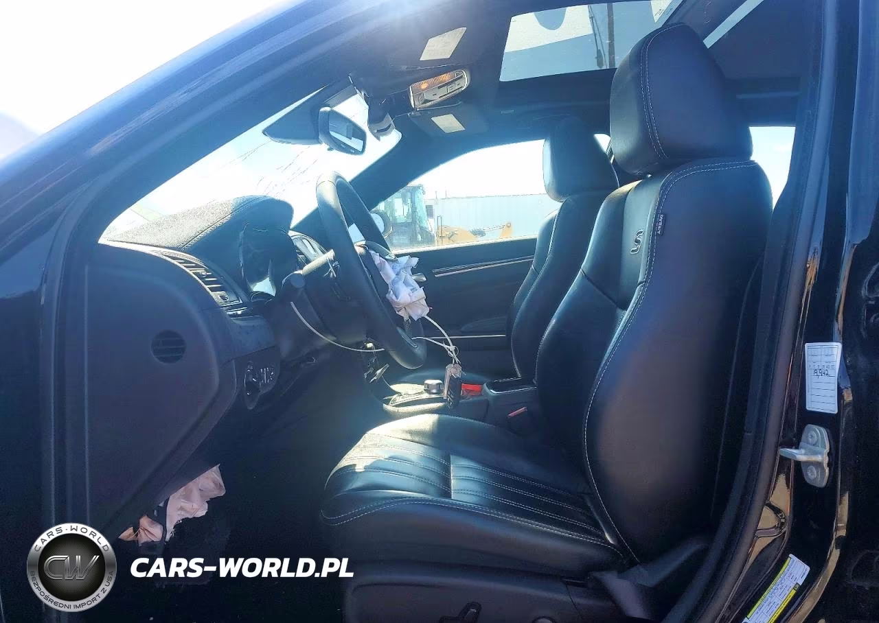 2023 Chrysler 300 S VIN:2C3CCABG7PH585187 - 7