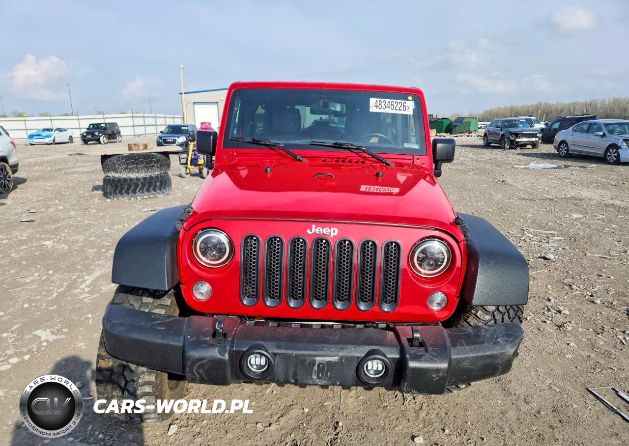 2015 Jeep Wrangler Unlimited Rubicon VIN:1C4BJWFG6FL567754 - 5