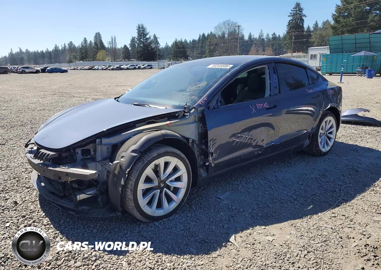 2023 Tesla Model 3 – zdjęcie 1 z 13