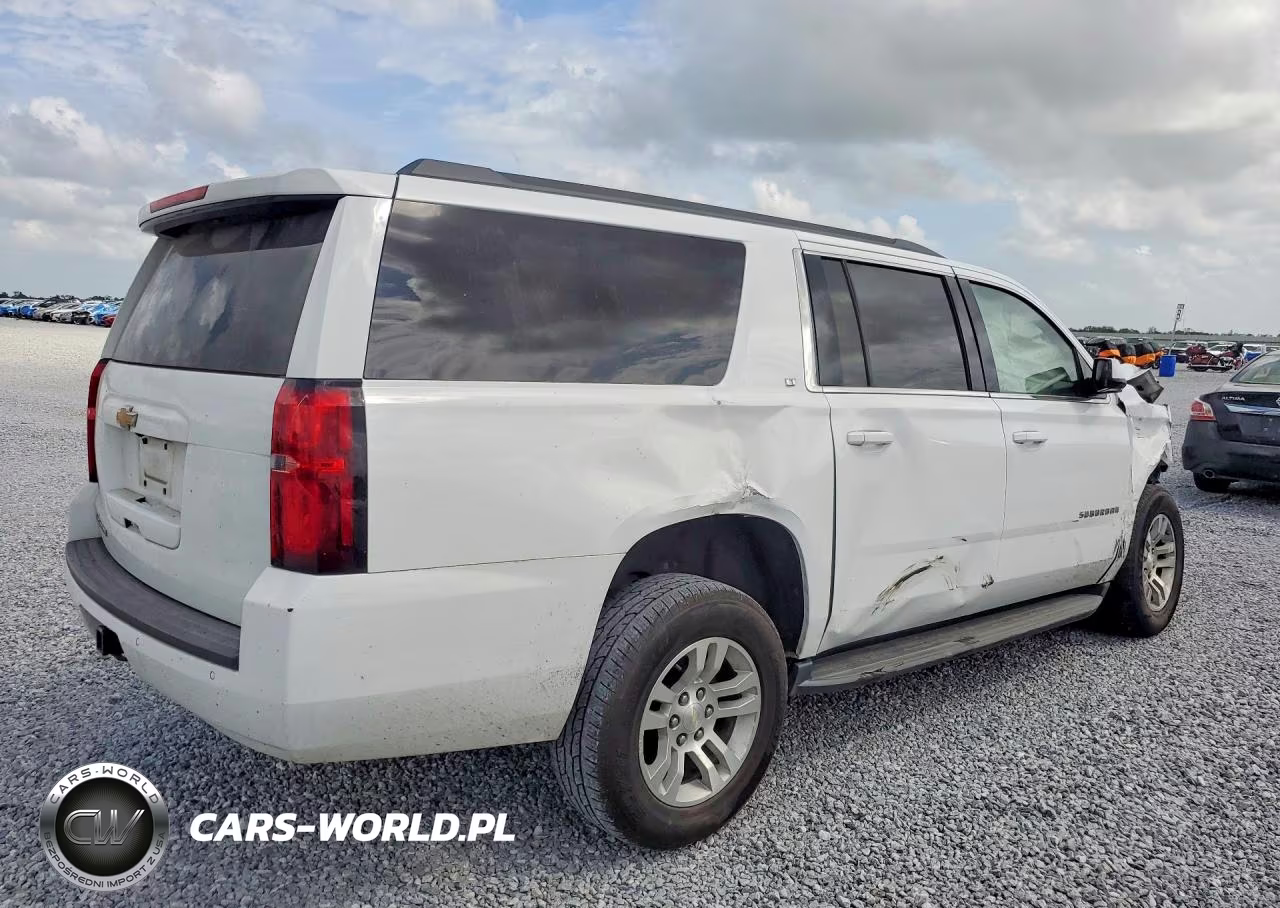 2019 Chevrolet Suburban C1500 Lt VIN:1GNSCHKC0KR143994 - 3