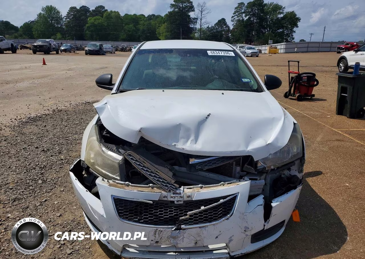 2012 Chevrolet Cruze Ls VIN:1G1PC5SH2C7252231 - 5