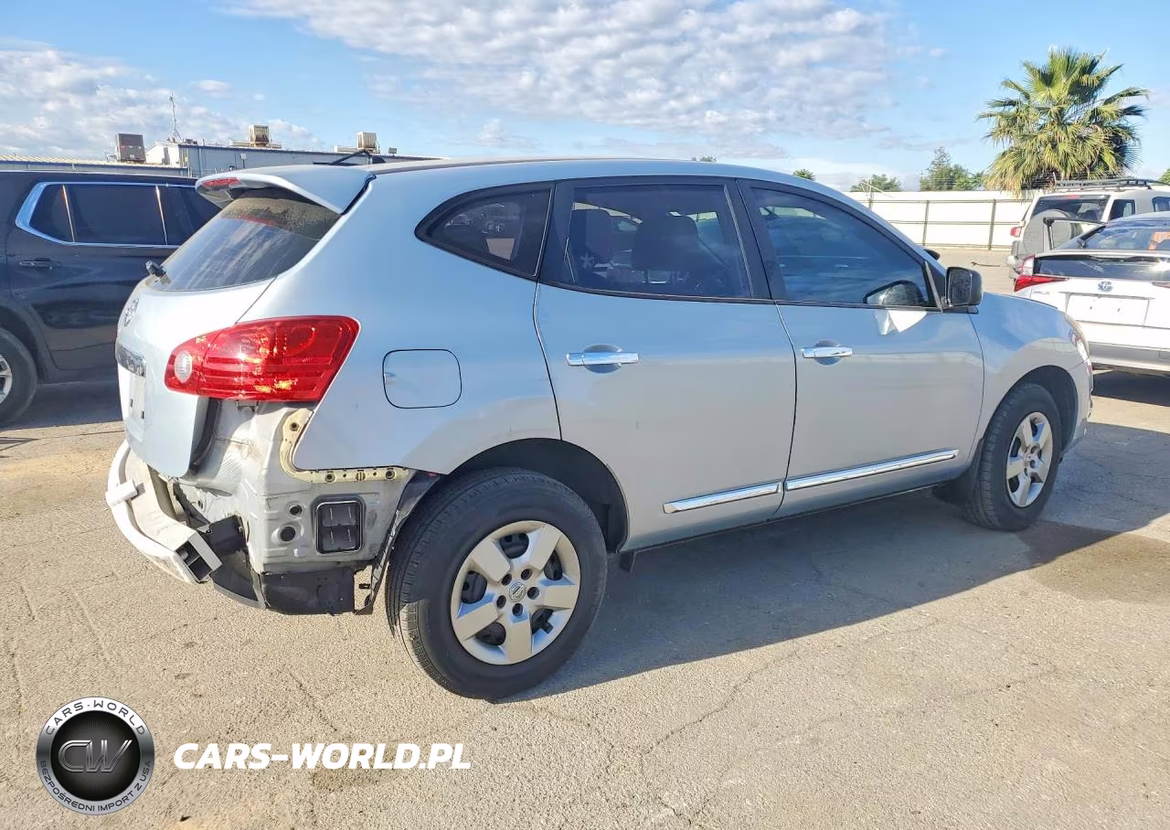 2013 Nissan Rogue S VIN:JN8AS5MT5DW027086 - 3