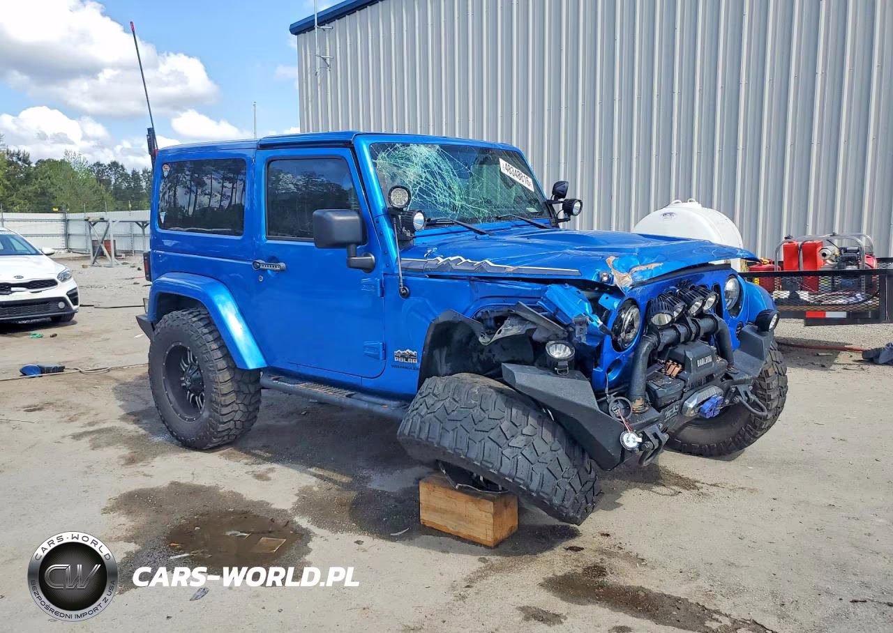 2014 Jeep Wrangler Sahara VIN:1C4AJWBG1EL218209 - 4