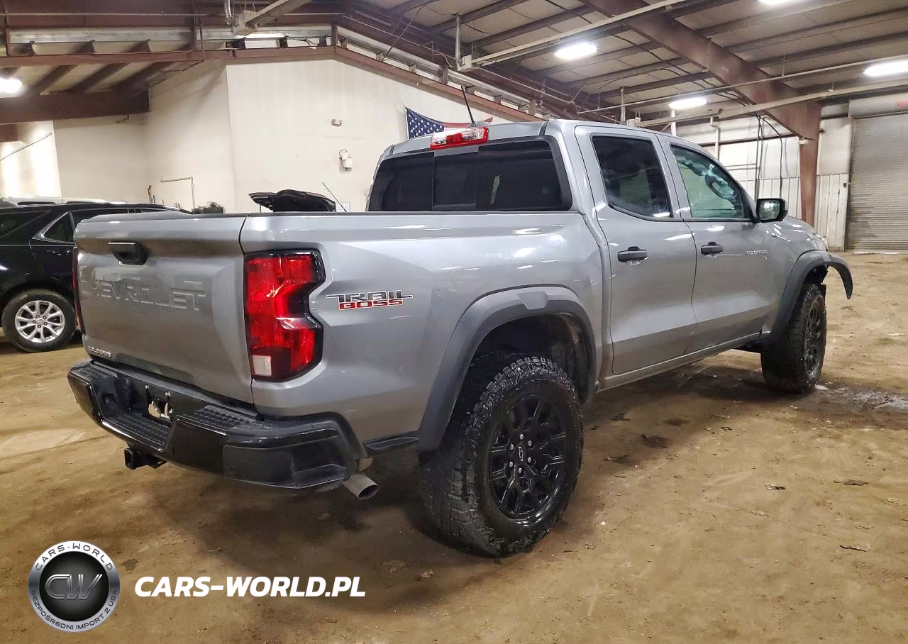 2026 Chevrolet Colorado Trail Boss VIN:1GCPTEEK8T1184728 - 3