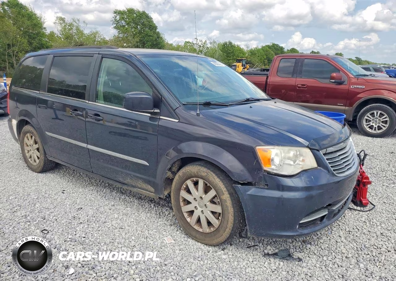 2014 Chrysler Town & Country Touring VIN:2C4RC1BG5ER441747 - 4