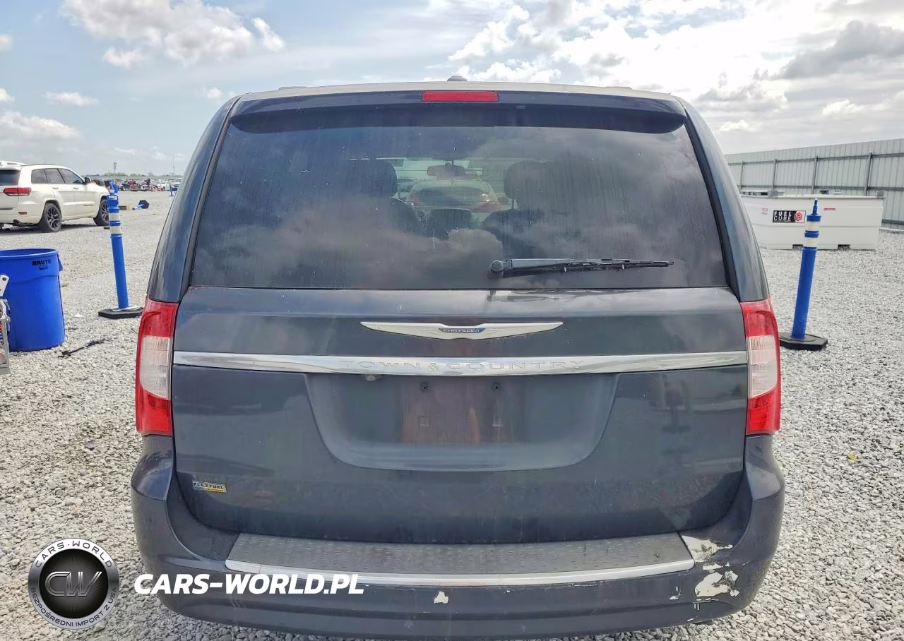 2014 Chrysler Town & Country Touring VIN:2C4RC1BG5ER441747 - 6