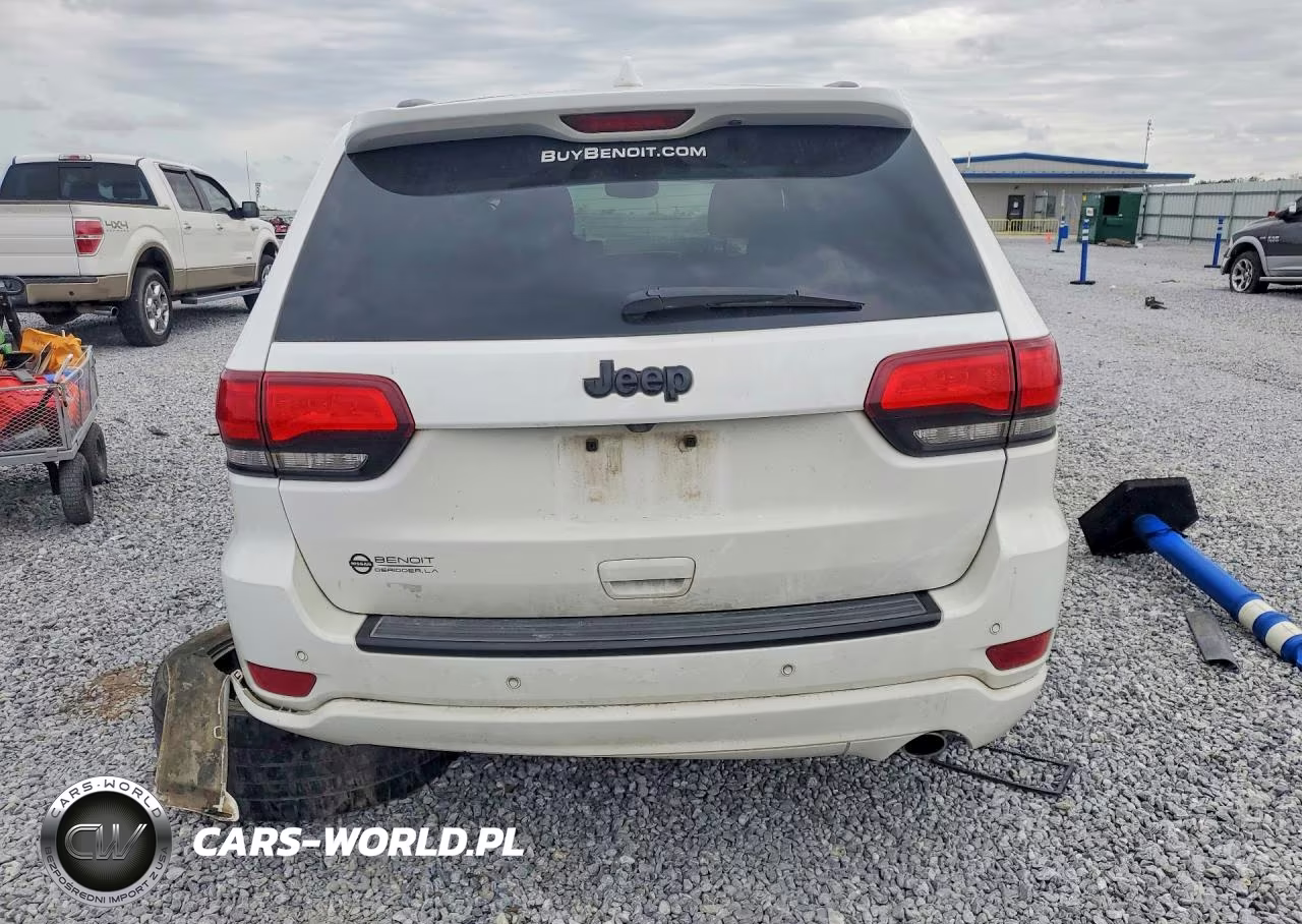 2018 Jeep Grand Cherokee Laredo VIN:1C4RJEAG0JC354100 - 6