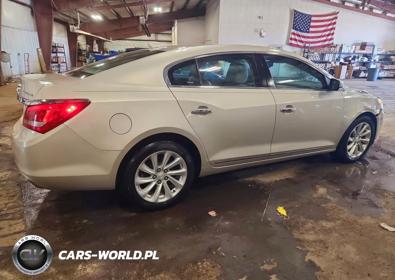 2015 Buick Lacrosse VIN:1G4GB5G33FF319402 - 3