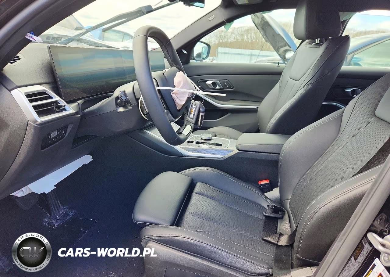 2026 BMW 330Xi VIN:3MW89CW02T8F93384 - 7