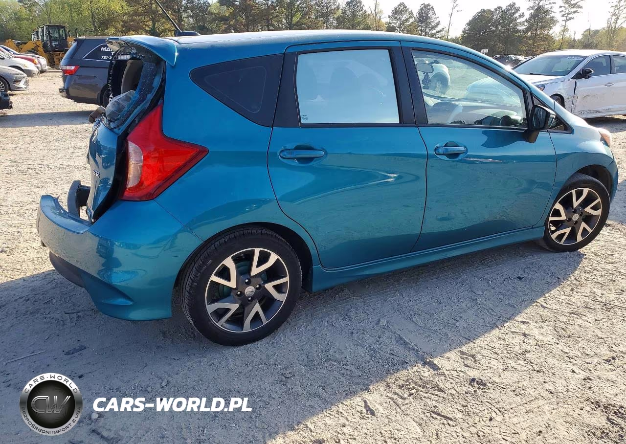 2015 Nissan Versa Note S VIN:3N1CE2CP6FL445912 - 3