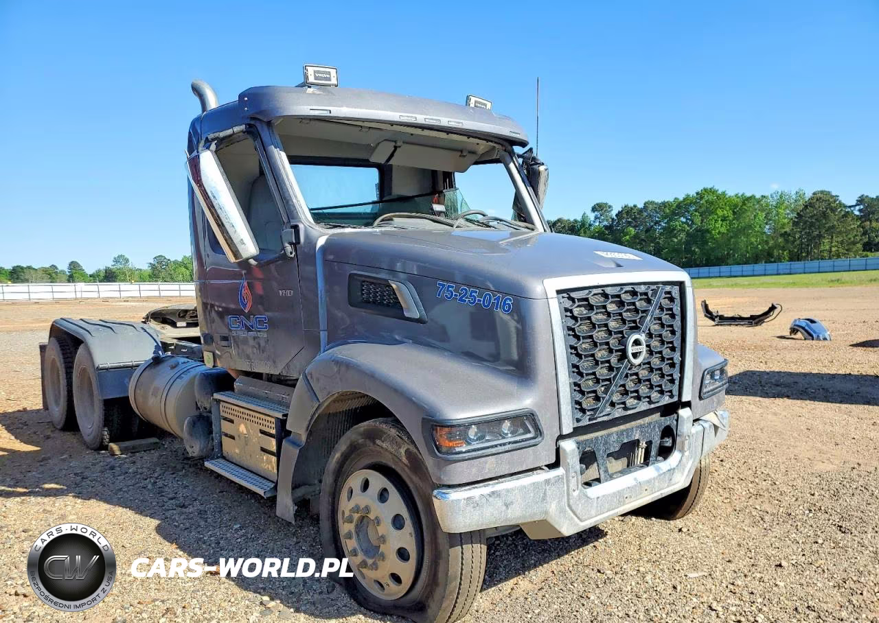 2025 Volvo Vhd Semi Truck