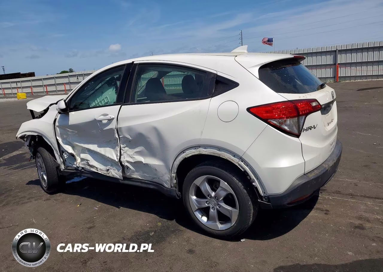2022 Honda Hr-V Lx VIN:3CZRU6H33NM765358 - 2