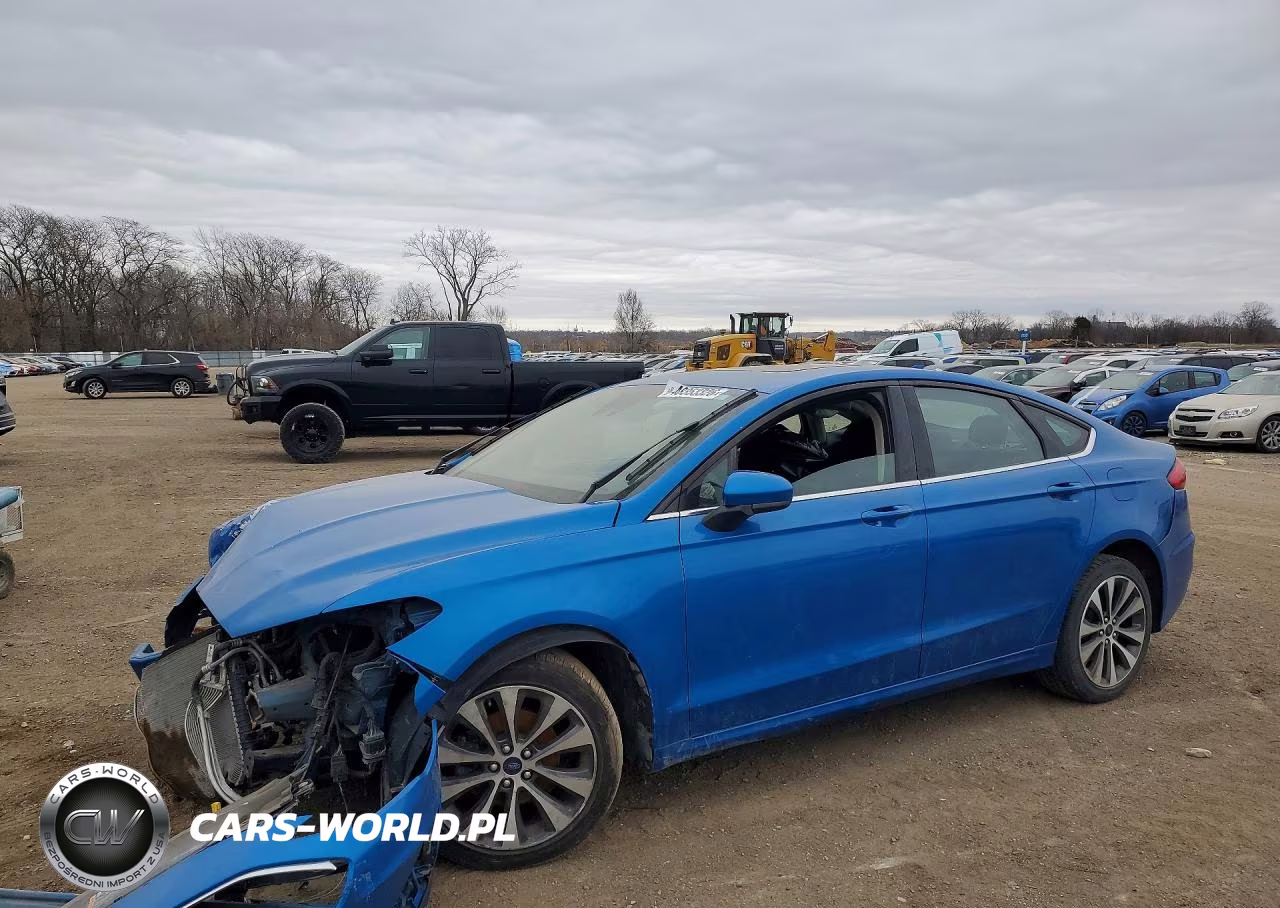2020 Ford Fusion Se – zdjęcie 1 z 12