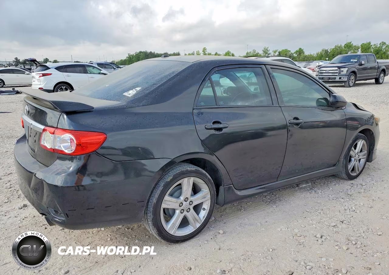 2013 Toyota Corolla S VIN:5YFBU4EE2DP160580 - 3