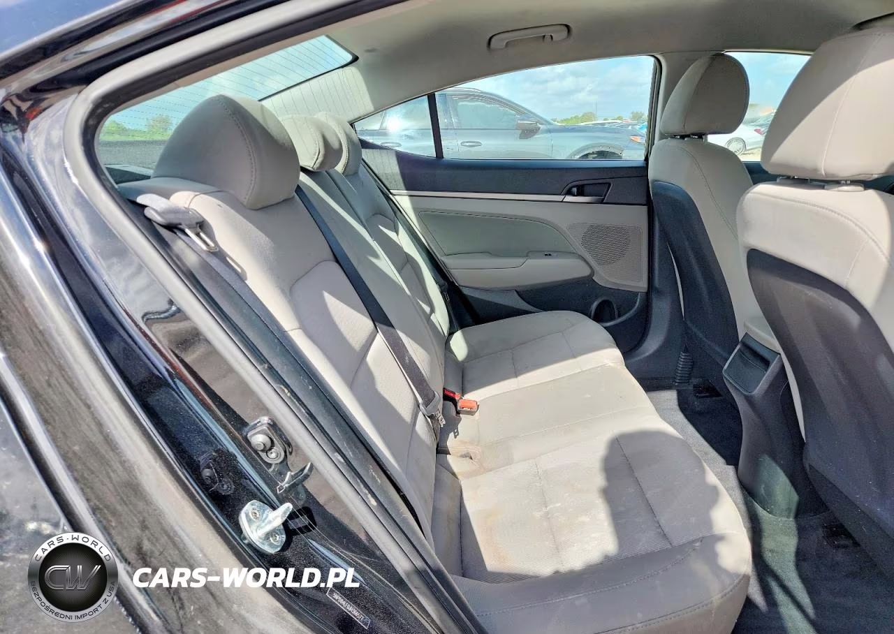 2018 Hyundai Elantra Sel VIN:5NPD84LF0JH366577 - 10