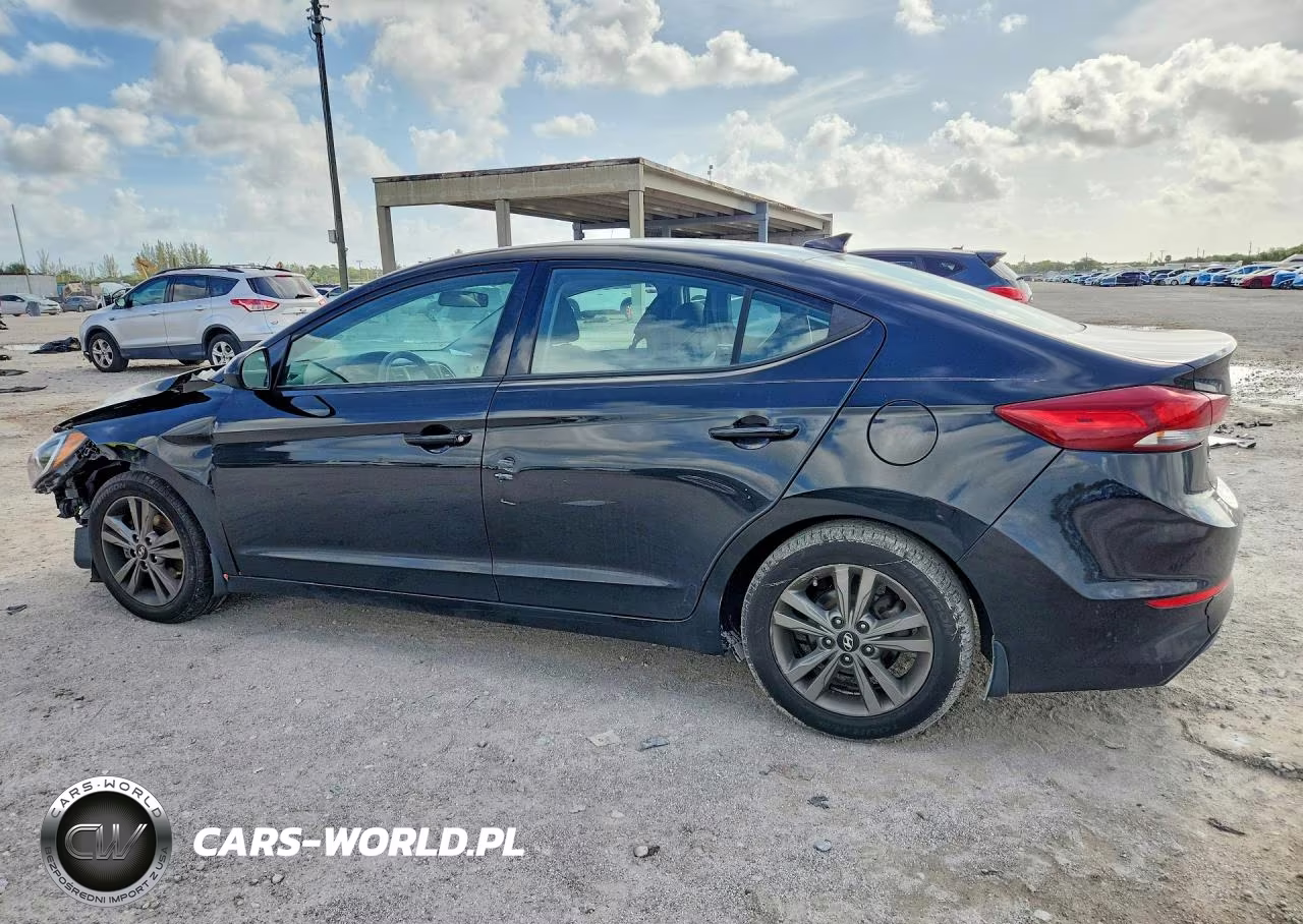 2018 Hyundai Elantra Sel VIN:5NPD84LF0JH366577 - 2