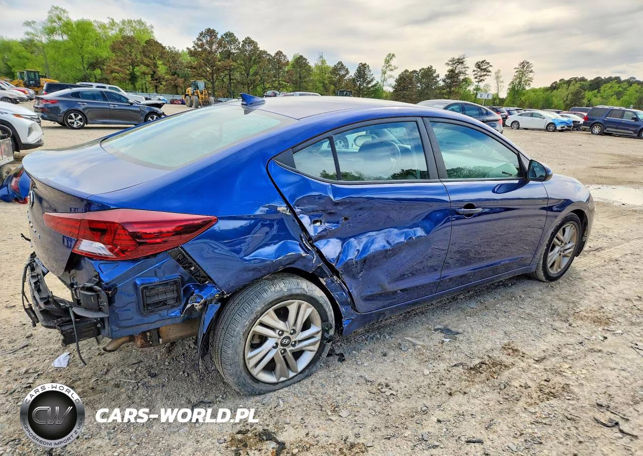 2019 Hyundai Elantra Sel VIN:5NPD84LF9KH483561 - 3