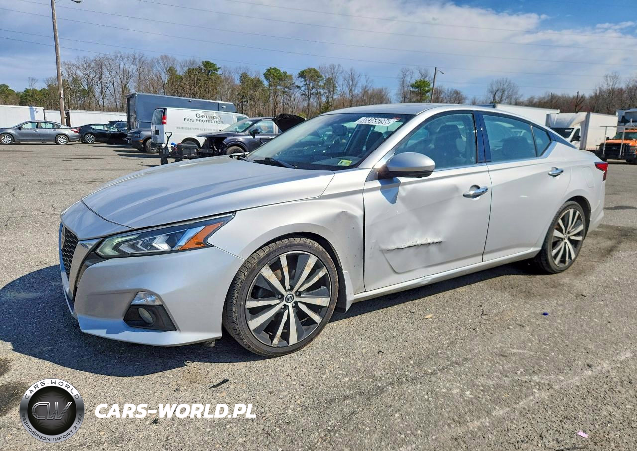 2020 Nissan Altima 2.0 Platinum