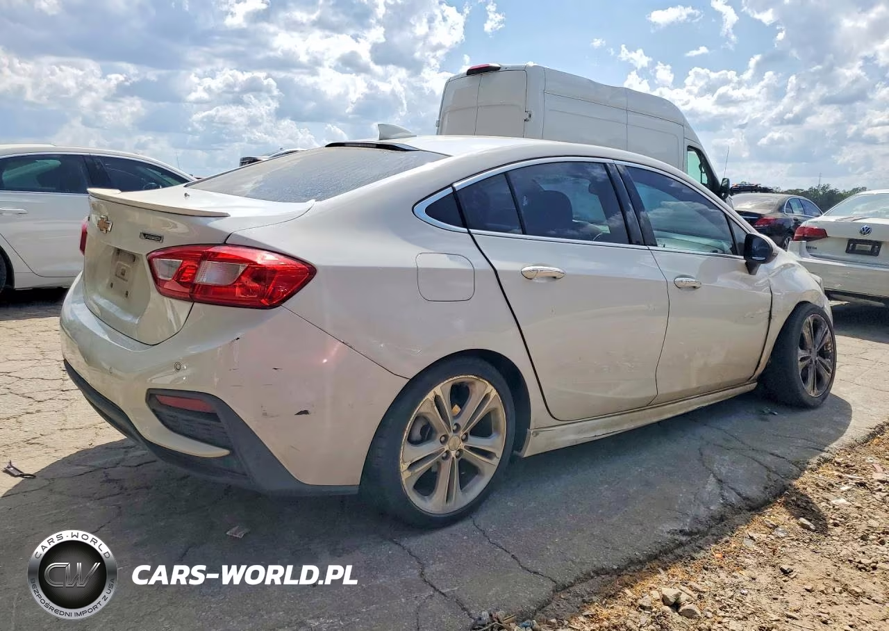 2016 Chevrolet Cruze Premier VIN:1G1BG5SM3G7265247 - 3